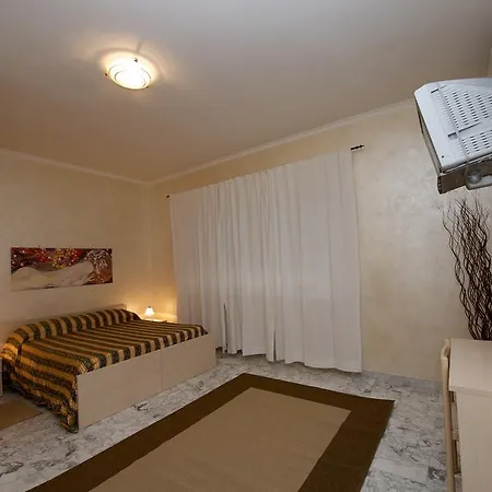 Pensjonat Affittacamere Holiday And Rzym