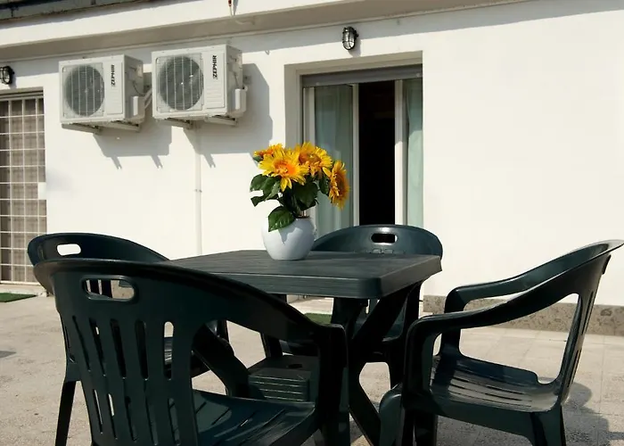 Affittacamere Holiday And Πανσιόν