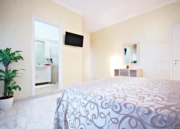 Affittacamere Holiday And Πανσιόν